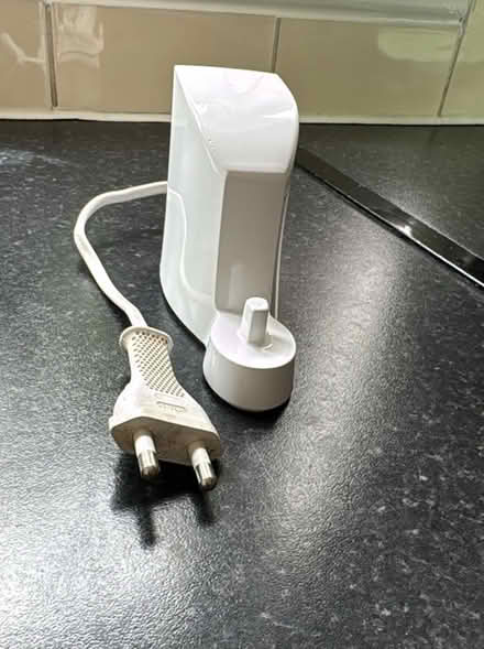 Photo of free Oral B charger (Haringey N15 3) #1