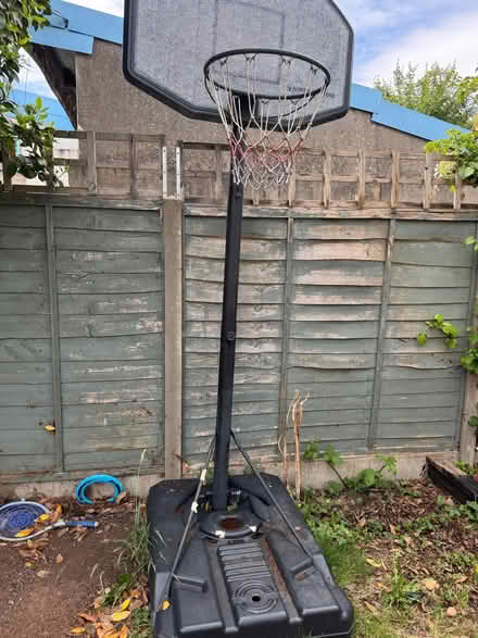 Photo of free Basketball Hoop (Oldfield Park) #1