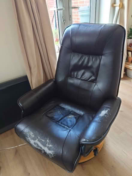 Photo of free chair (Hunts Grove GL2) #1