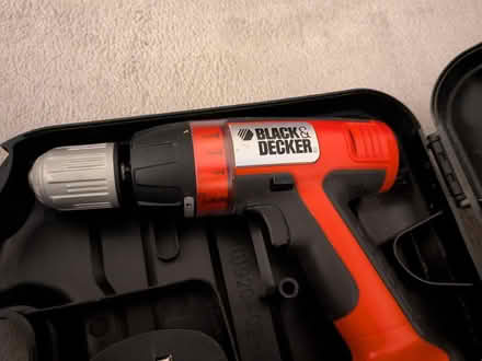 Photo of free 12V drill - limited function (Finchley N2) #2