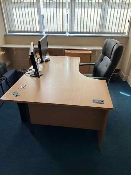 Photo of free Desk (BT19) #1