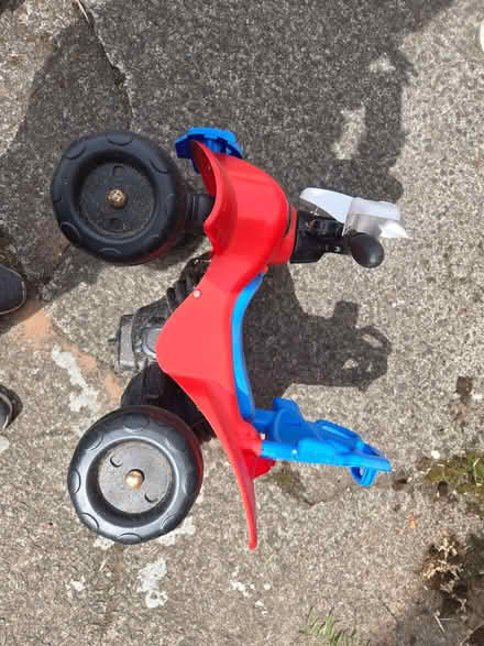 Photo of free Toddler bike/scooter (Ightfield SY13) #2