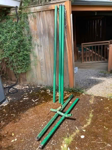 Photo of free Metal Hammock Stand (NE Seattle, near Roosevelt HS) #3