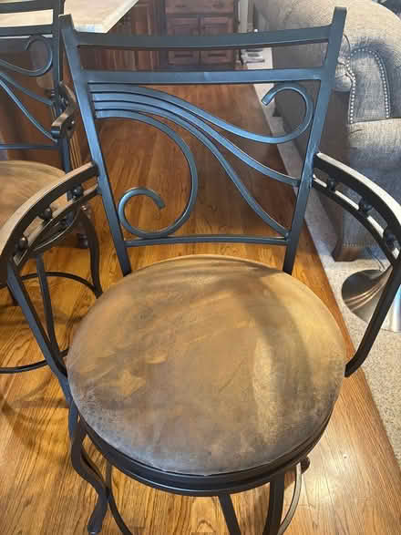 Photo of free 2 bar stools counter height (Fountains at Raintree) #1