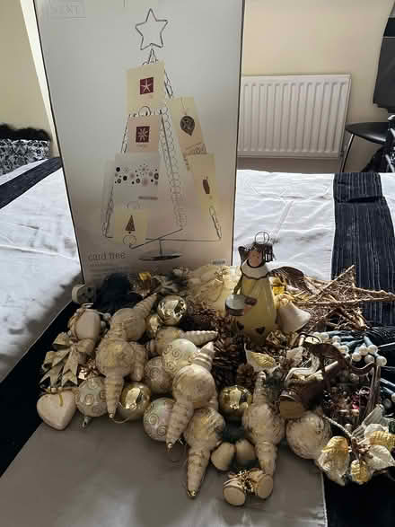 Photo of free Christmas Tree Decorations/Lights/Card Tree (Plaistow E13) #1