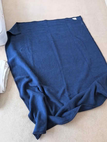Photo of free Soft large blanket (NW11 Temple Fortune) #1