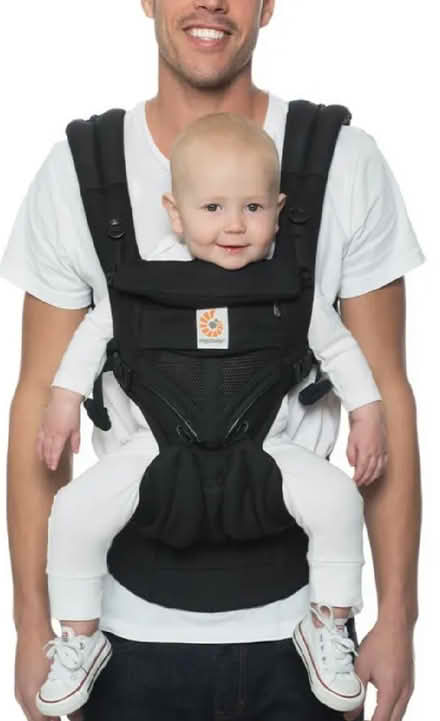 Photo of free Baby Carrier (Derry And Winston Churchill) #2