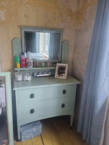 Photo of free Dressing table (DE11 0DB) #1