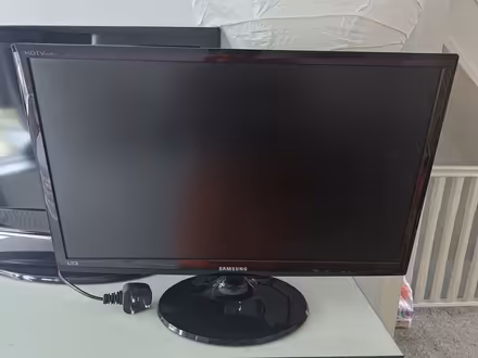 Photo of free Samsung TV (Thornton Heat CR03) #1