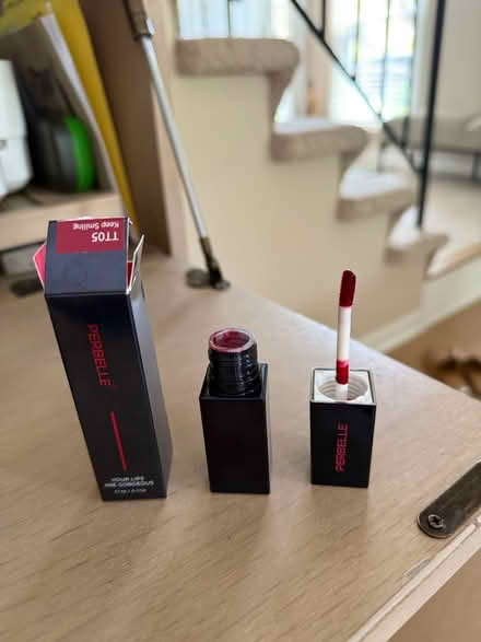 Photo of free Lip Gloss (Westmont near Cass and ogden) #1