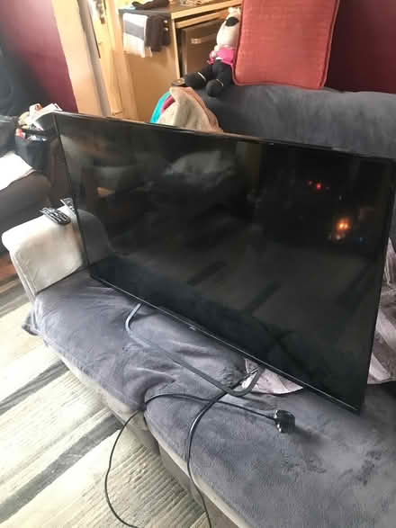 Photo of free Flat screen tv (Llanfairfechan LL33) #1