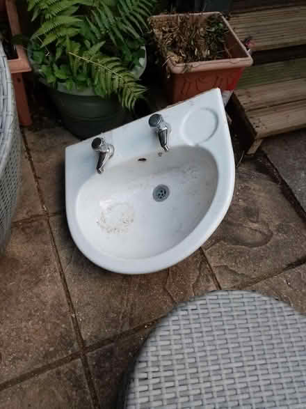 Photo of free Wash basin (Bath, Bathwick) #1