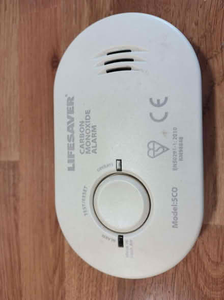 Photo of free working Carbon monoxide alarm (Ware SG12) #1