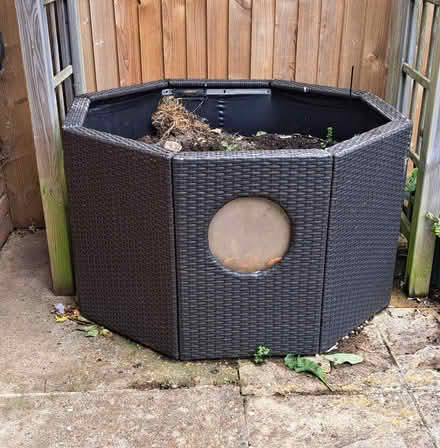 Photo of free Large planters (BN10 7RG) #1