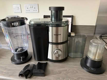 Photo of free Salter juicer, blender and grinder (Huyton L14) #1