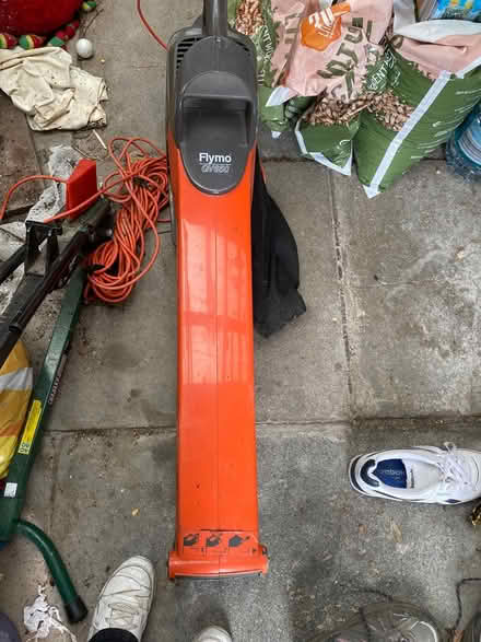 Photo of free Leaf blower (OL7 Ashton) #1