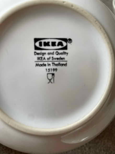 Photo of free plates and bowls (Kenilworth) #4