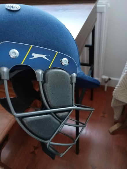 Photo of free Cricket helmet - like new (Hornsey N8) #4