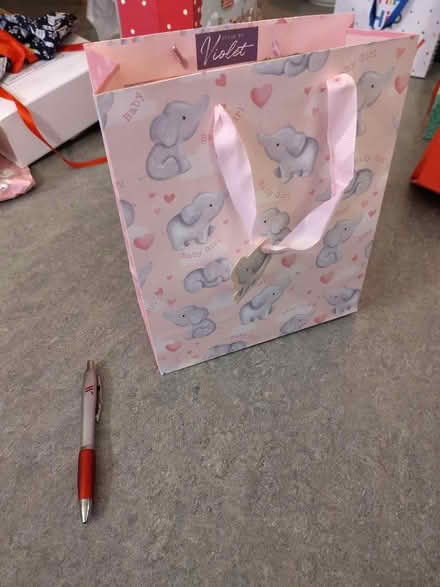 Photo of free Baby girl giftbag 2 (Marshalswick AL4) #1