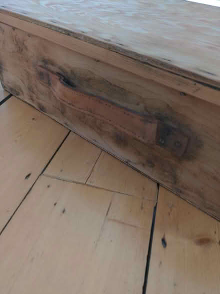 Photo of free Wooden chest (Honor oak) #3