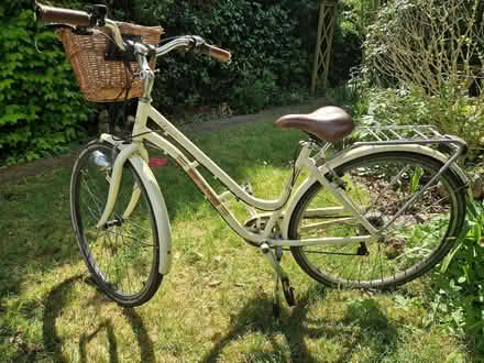 Photo of free Ladies bike (Cutteslowe OX2) #4