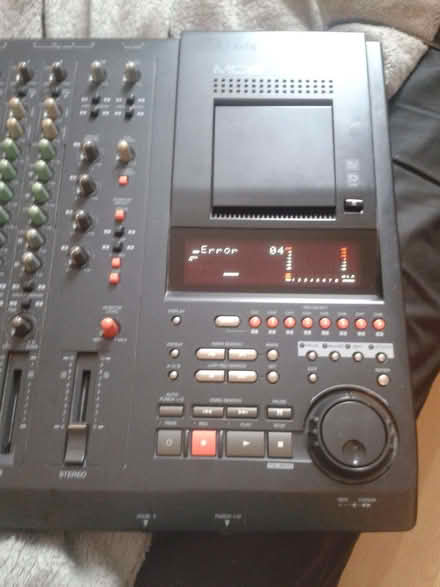 Photo of free Faulty Yamaha MD8 Multitrack Minidisc Recorder (Lower Earley RG6) #2
