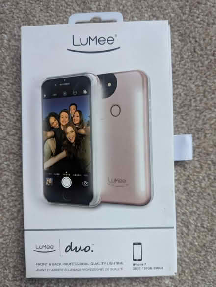 Photo of free lumee for iPhone 7 - working (Wray crescent, N4) #1