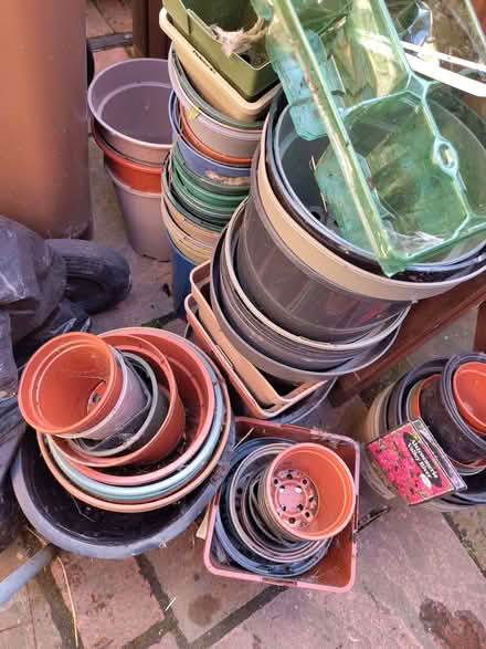 Photo of free Plant pots (Ifton Heath SY11) #1
