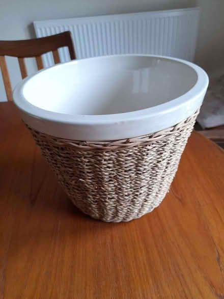 Photo of free Plant pot (Fords Farm RG31) #1
