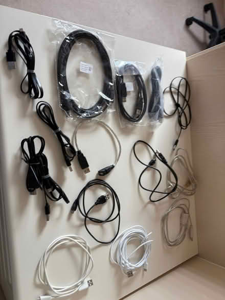 Photo of free Assorted plugs and cables (Oxton CH42) #4
