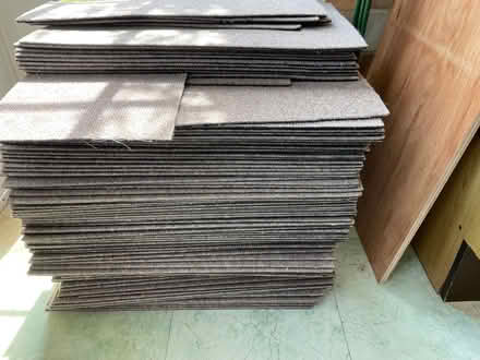 Photo of free Beige carpet tiles (Linslade LU7) #1
