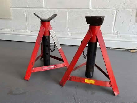 Photo of free Axle Stands, used. 2,500 kg per stand. (Sandy Cross TN21) #1