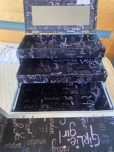 Photo of free Make up box (Kettering NN15) #3