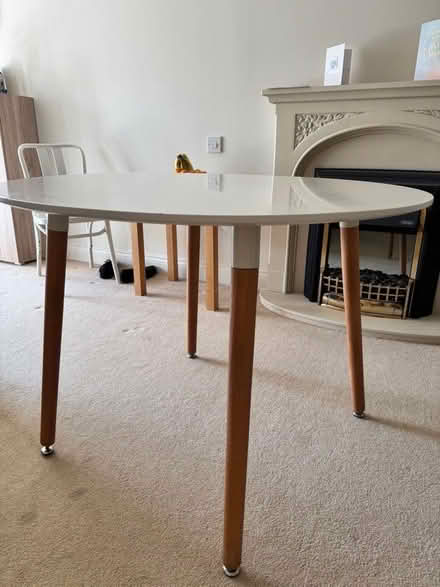 Photo of free White 100cm Diameter Dining Table (Baldock SG7) #1