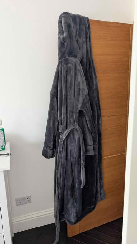 Photo of free Marks & Spenser Dressing Gown (EN5 2QA) #1