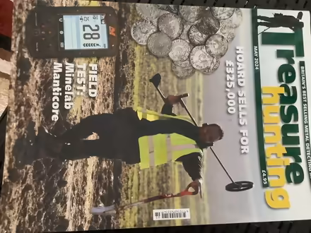 Photo of free 15 Treasure Hunt Magazines (Teignmouth) #1