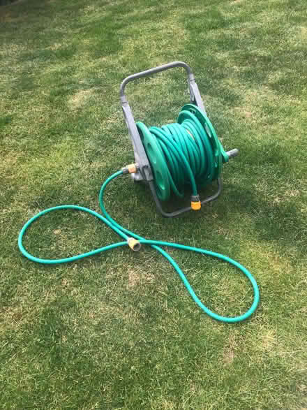 Photo of free Garden Hose and Reel - 20 metres (Twyford RG10) #2