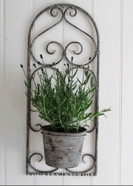 Photo of Metal wall planter vintage (S12) #2