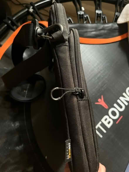 Photo of free Laptop / ipad carry case (Surbiton KT6) #2