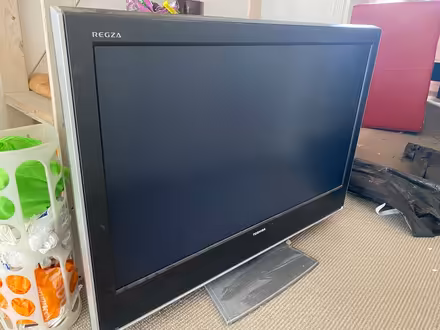 Photo of free Toshiba monitor (Finsbury Park N4) #1