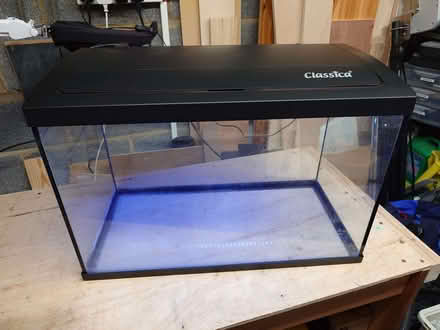 Photo of free Glass aquarium tank (Horndean PO8) #1