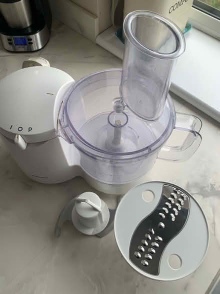 Photo of free Food processor (S8 off Derbyshire lane) #1