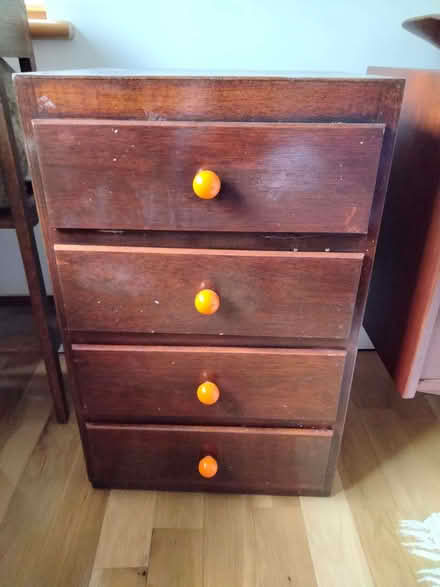 Photo of free Vintage chest of drawers (Buckhurst Hill IG9) #1
