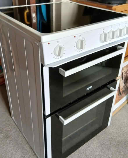 Photo of free All electric cooker (Hp2 6bg grovehill) #1