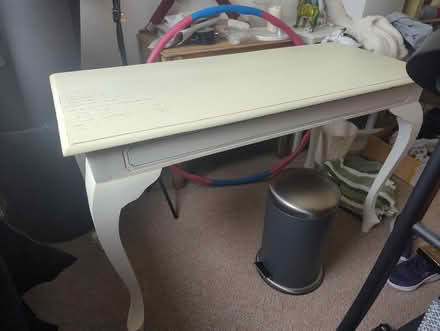 Photo of free queen anne table shabby chic (Runcorn) #2