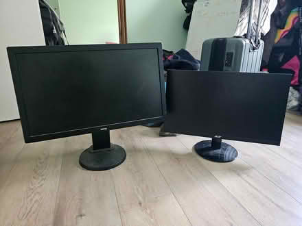 Photo of free 2 computer monitors (Stoneham) #1