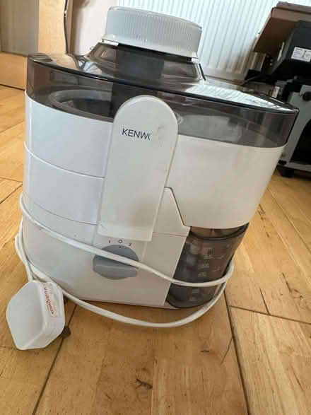 Photo of free Kenwood Je500 Juicer (Nailsworth GL6) #4