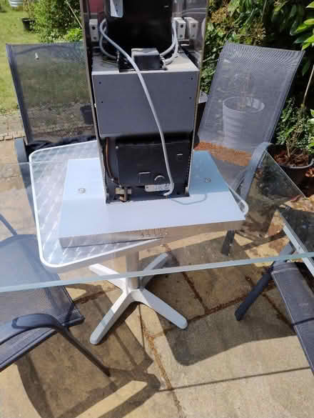 Photo of free Electric hob, extractor hood (Eltham SE9) #2
