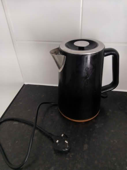 Photo of free black and wood scandi kettle (ware SG12) #1