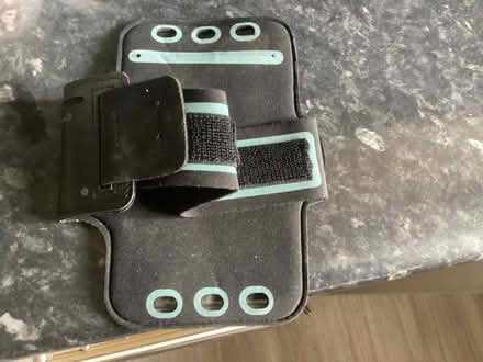 Photo of free Mobile phone holder for running (Didcot, OX11) #2